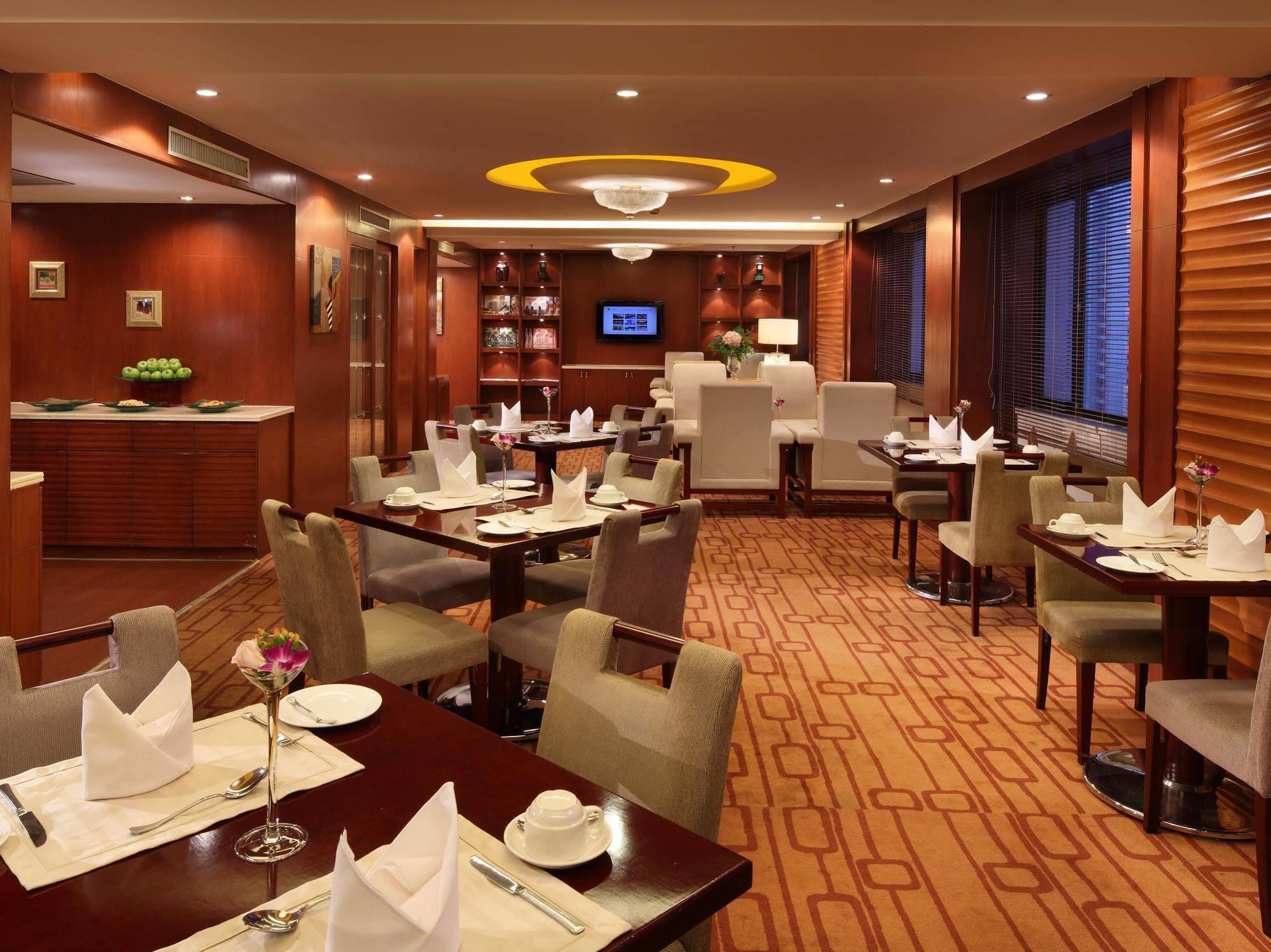 Shanghai Hotel Jin Jiang Esterno foto