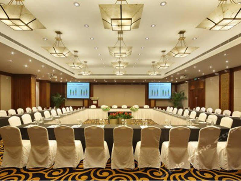 Shanghai Hotel Jin Jiang Esterno foto